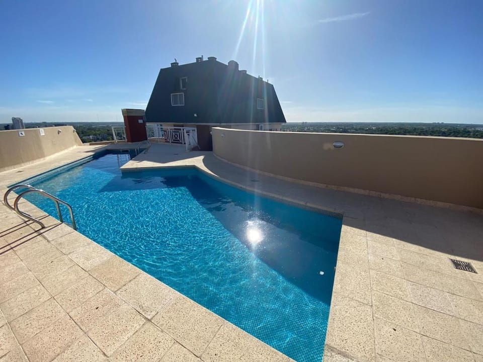 Tigre Center Tower - Con piscina y seguridad 24hs - Opcional cochera Apartment in Tigre