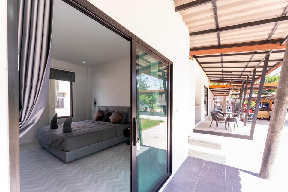 Tonmai Suites III Hotel in Krabi Changwat