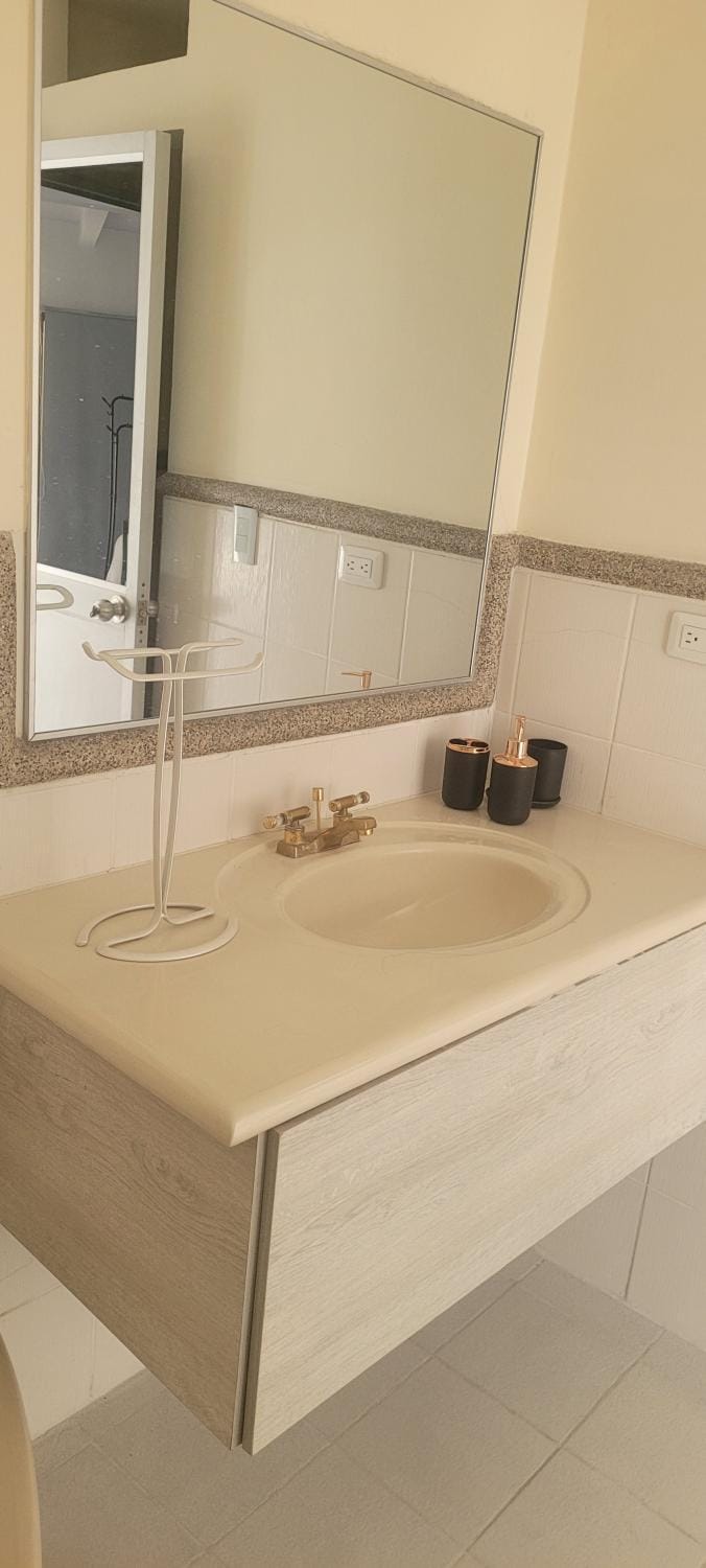 Suite Samborondón cerca de la UEES Vacation rental in Guayaquil