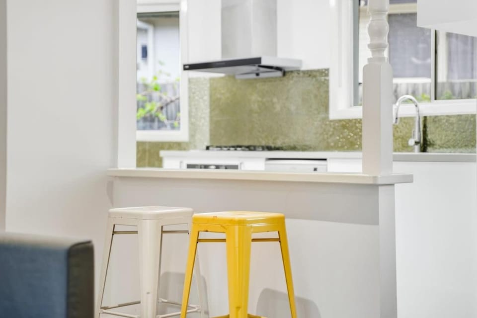 Comfy Croydon Family Getaway Near Trails and Cafes House in Melbourne