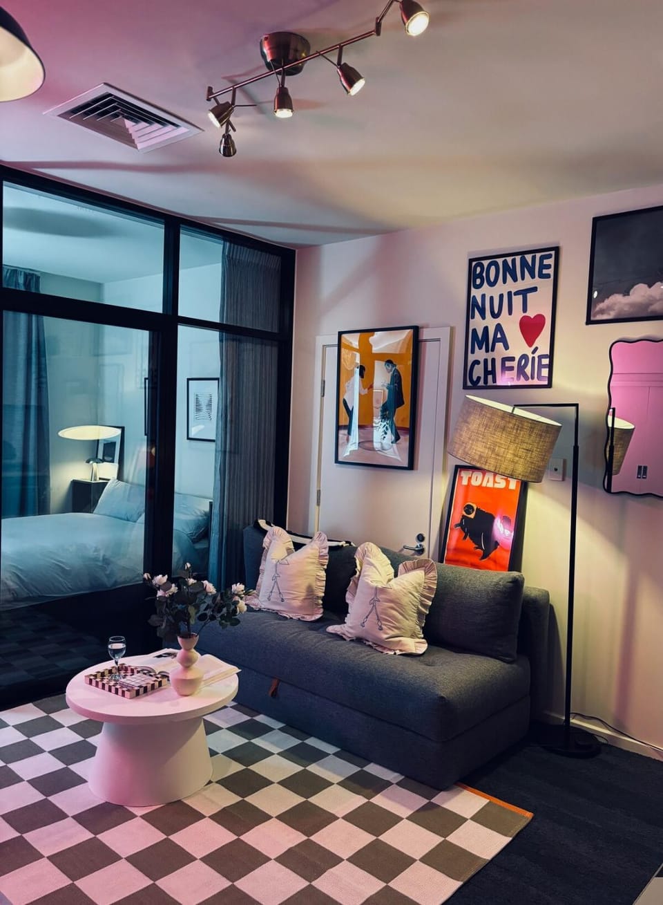 Living room, Seating area