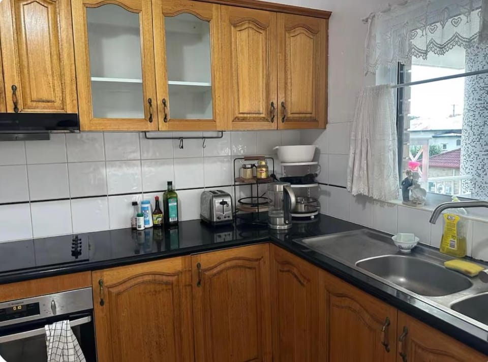 Mains Rd 后院的独立田园小屋 M9 Bed and Breakfast in Brisbane