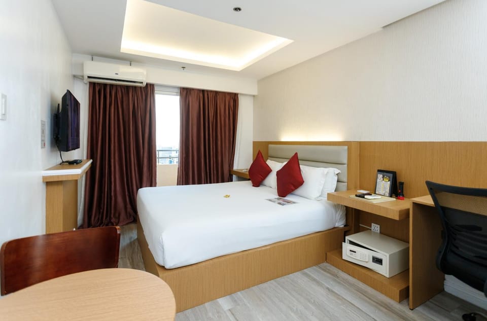 Bedroom, room service
