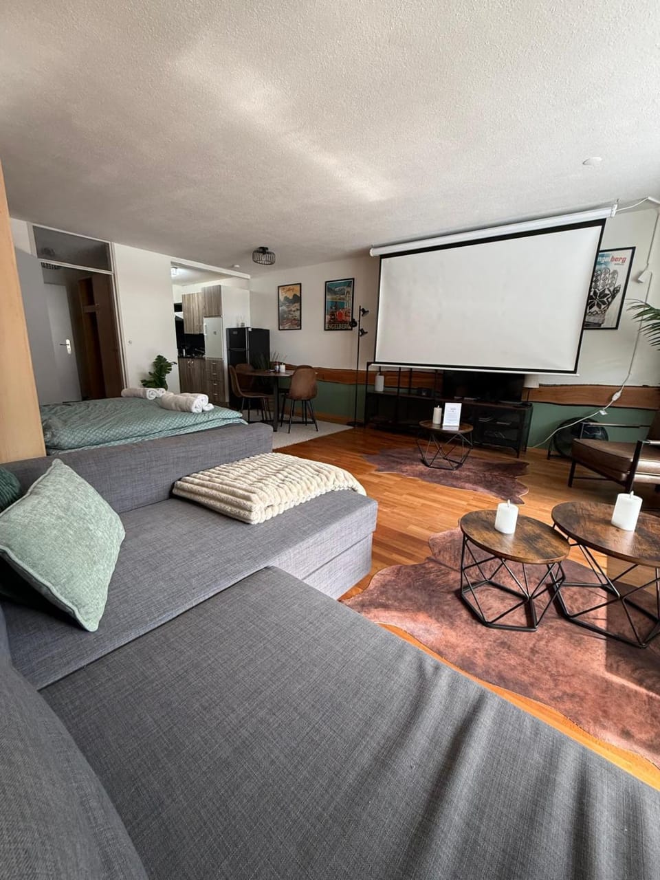 Alpine Hideaway - Cozy Mountainview Studio, Home-Cinema, Free Parking, Ski, Engelberg, Luzern Apartment in Nidwalden
