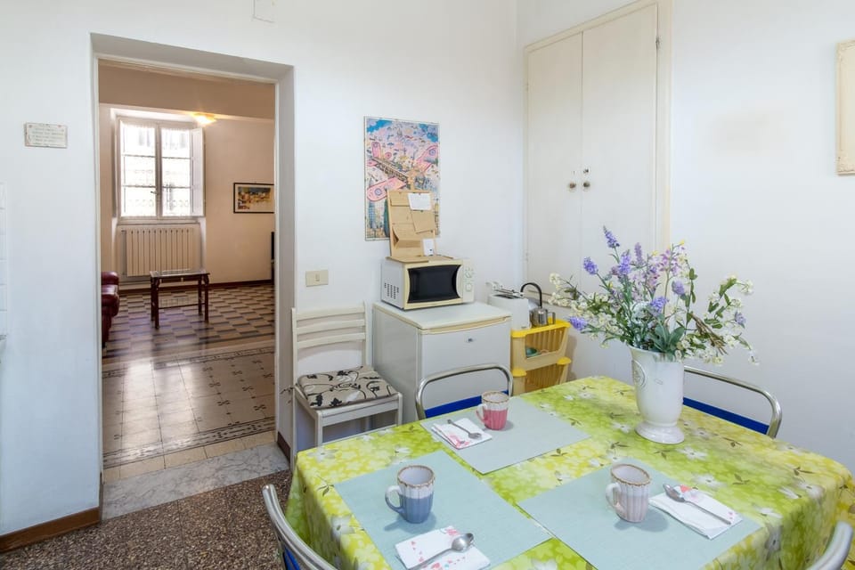 TV and multimedia, Dining area