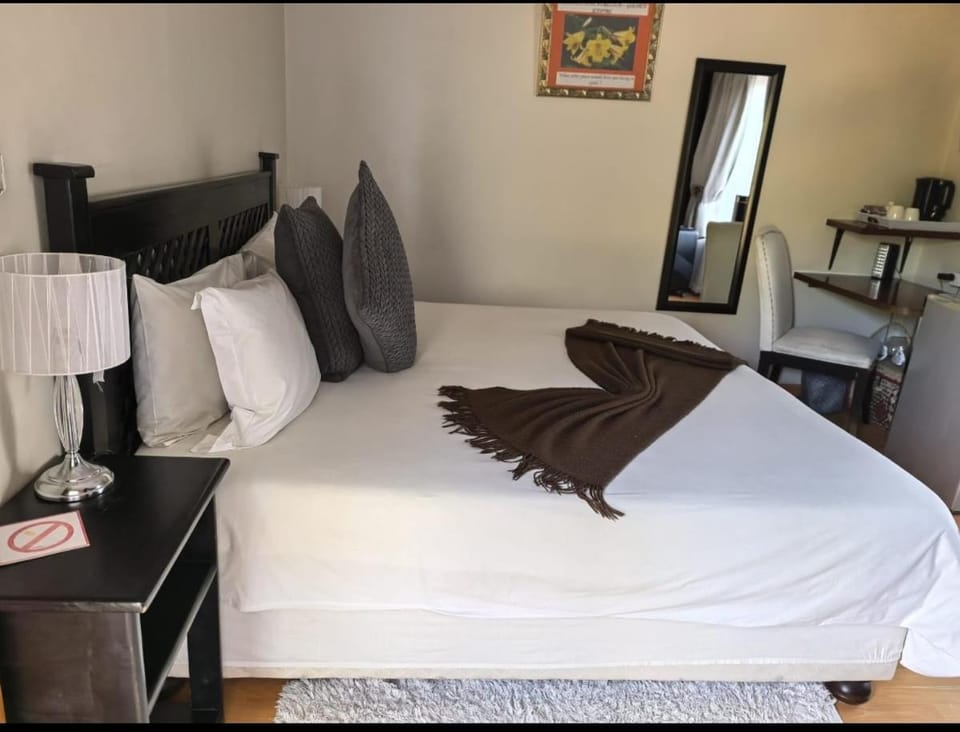 Not Today Guest Lodge Bed and Breakfast in Eastern Cape