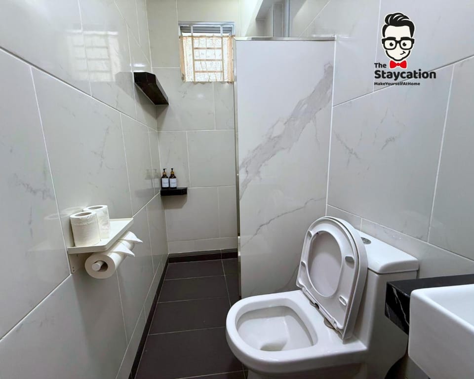 Toilet, Bathroom