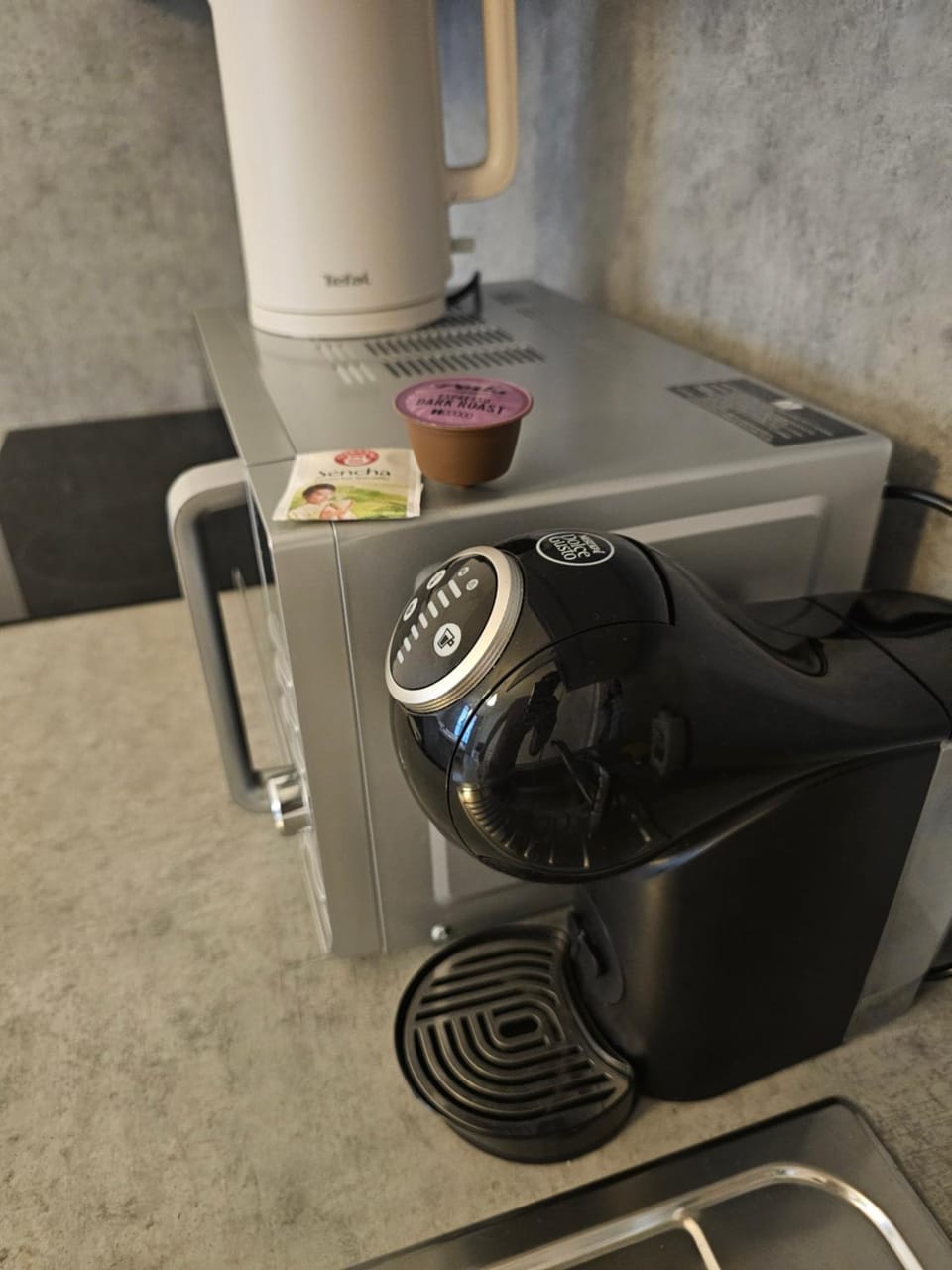 Coffee/tea facilities, Kitchen or kitchenette