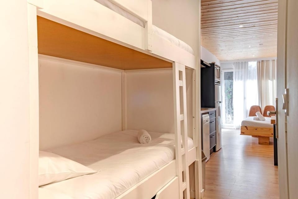 Studio Cabine, Au pied des pistes, 4 Personnes Cabin in Les Deux Alpes