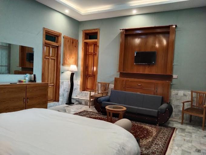 Lalazar Guest House Bed and Breakfast in Pakistan
