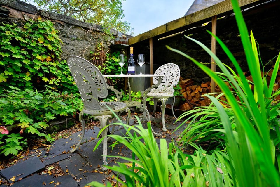 Patio, Garden, Garden view