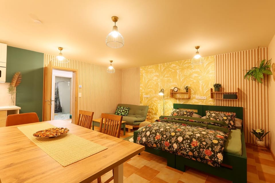 Living room, Seating area, Bedroom