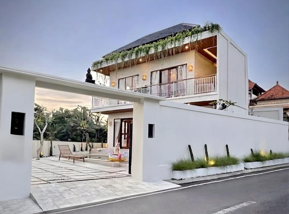 Deft Escape Ubud Villa in Sukawati