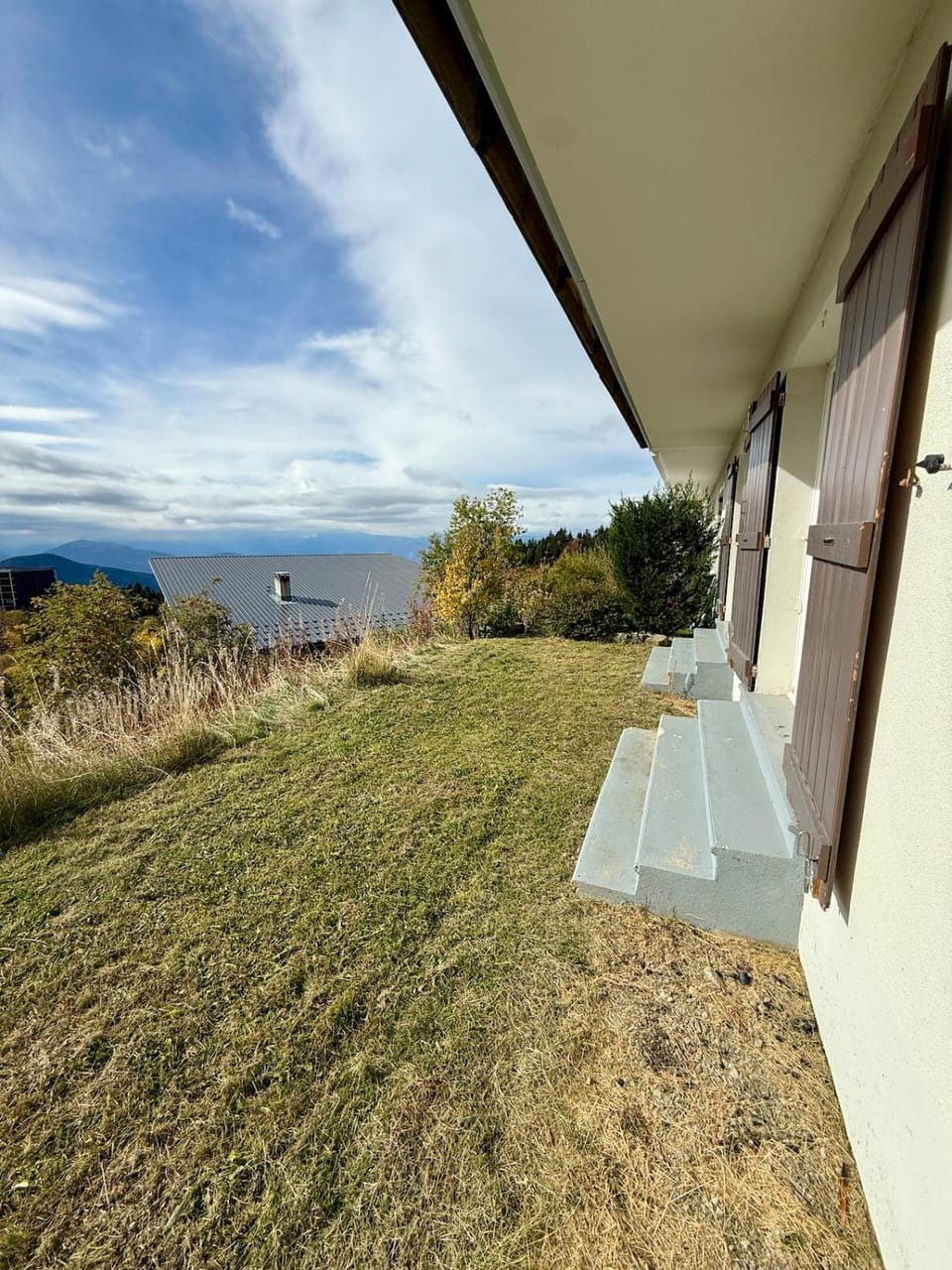 Property building, Day, Natural landscape