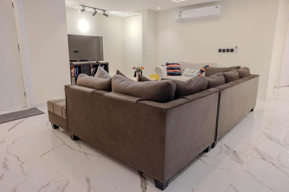 Living room, Seating area, air conditioner