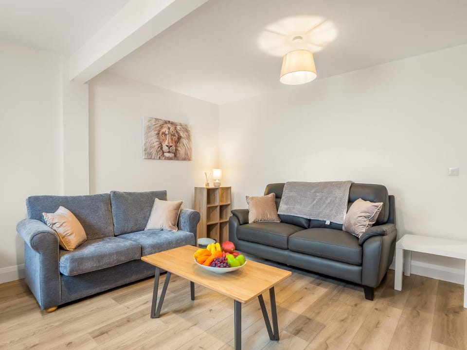 Communal lounge/ TV room, Living room