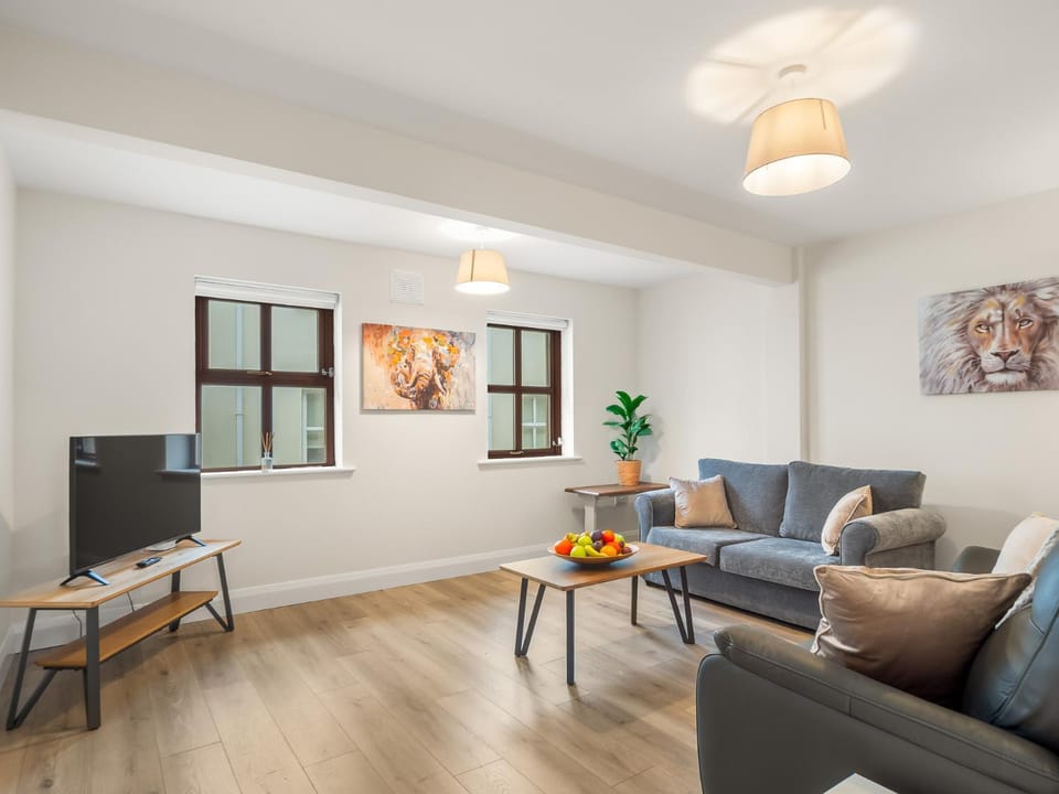 Communal lounge/ TV room, Living room