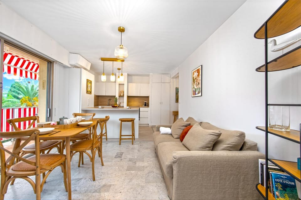 Joli appartement bien équipé avec piscine et parking Apartment in Roquebrune-Cap-Martin