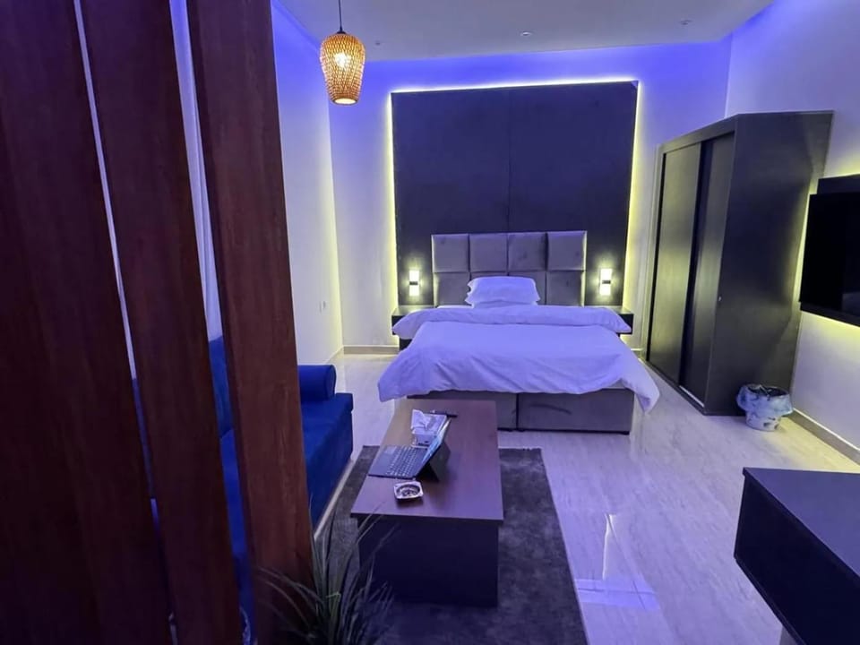 استوديوهات كبيرة مخدومة Apartment hotel in Riyadh
