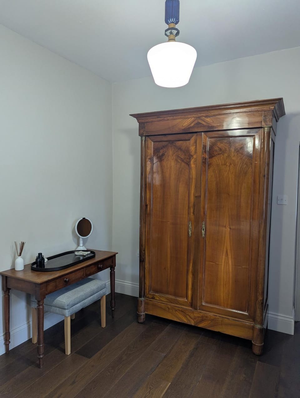 wardrobe