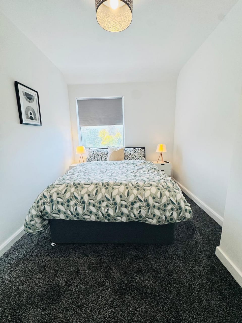 Bed, Photo of the whole room, Bedroom