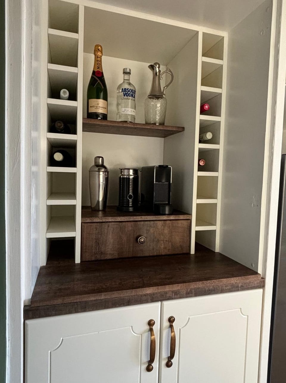 Coffee/tea facilities, Kitchen or kitchenette, minibar