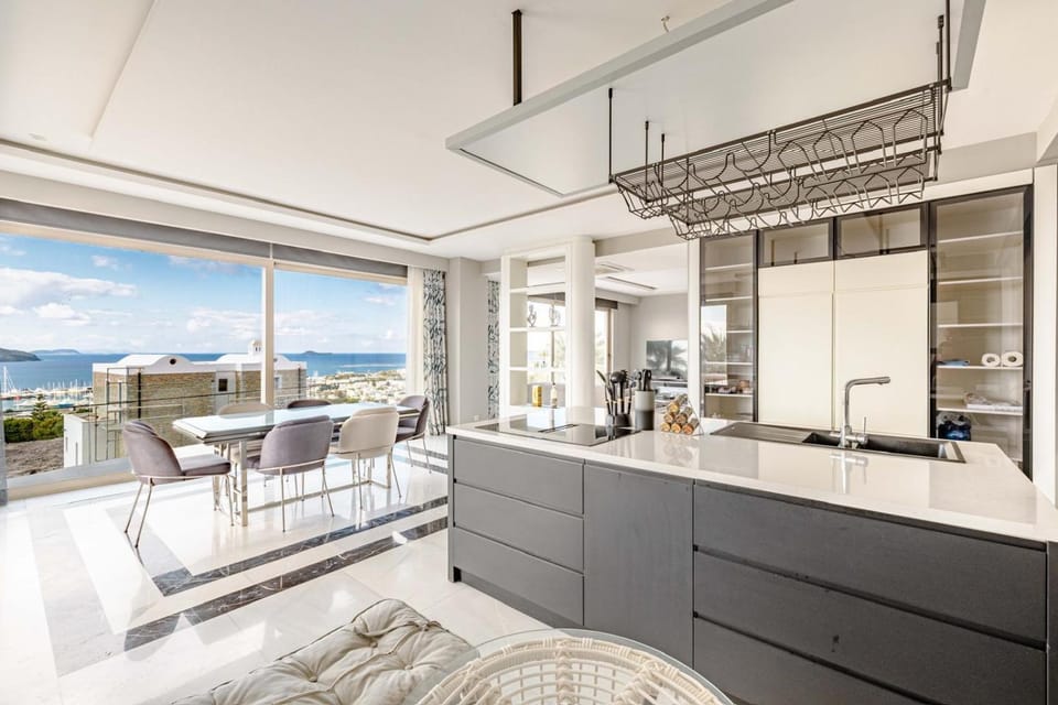 Kitchen or kitchenette, Seating area, Sea view