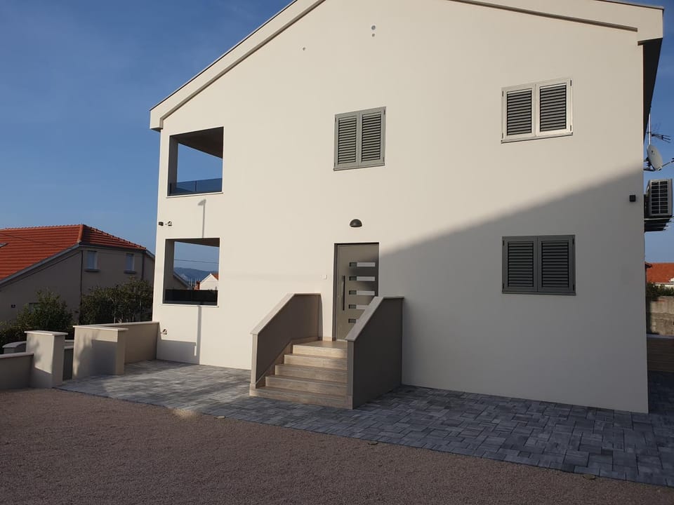 Roko i Cicibela Apartment in Murter