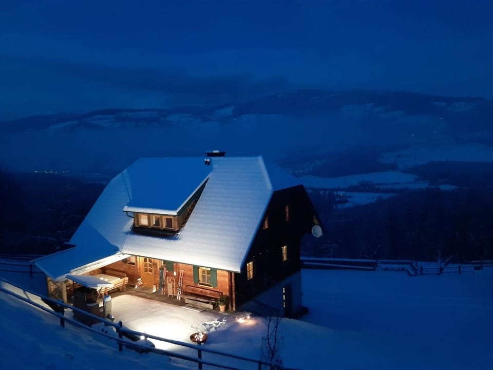 Kotmarhütte House in Carinthia, Austria