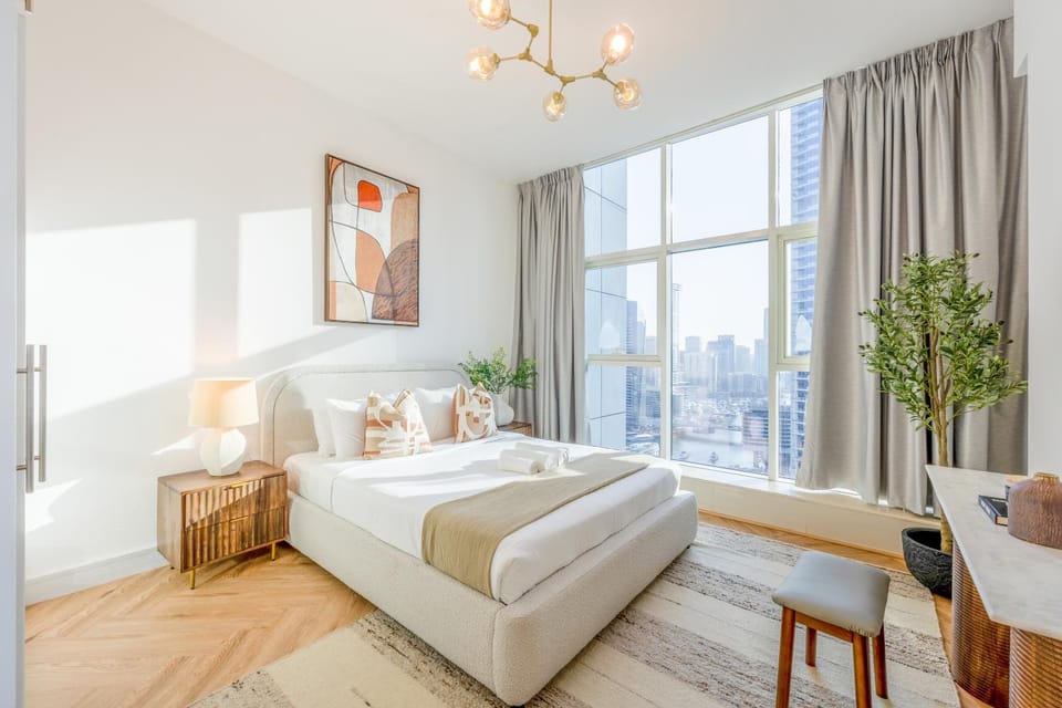 ShoresInn - Luxe Waterfront in Heart of Marina Apartment in Dubai