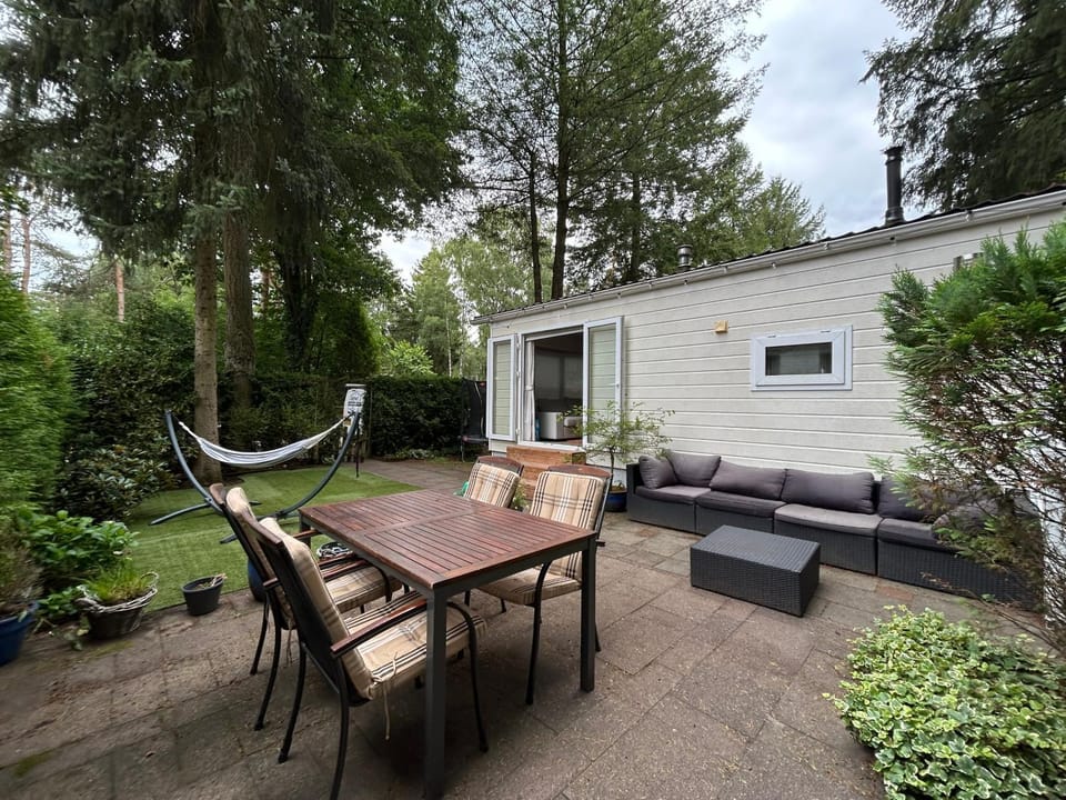Sfeervol chalet midden in de Veluwe, Hoenderloo Apartment in Hoenderloo