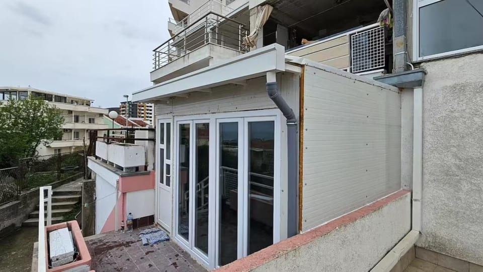 Property building, View (from property/room), Balcony/Terrace