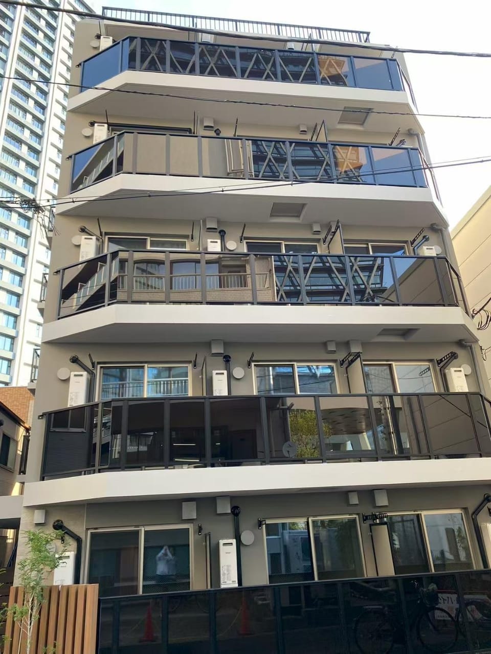 Property building, Balcony/Terrace