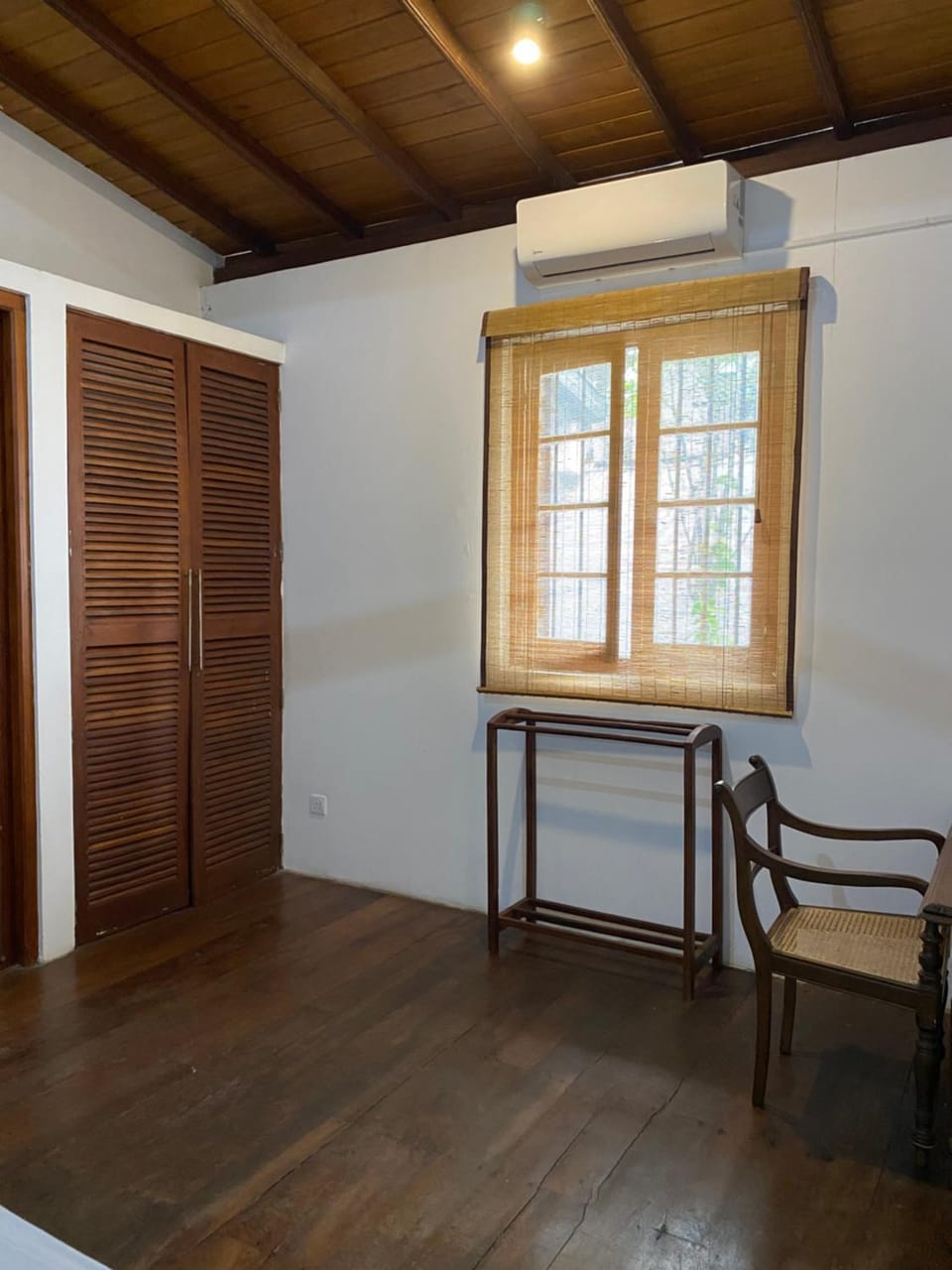 Bedroom, wardrobe