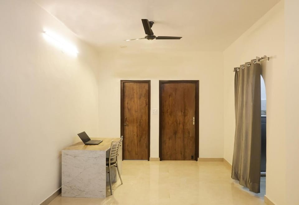 1BHK Service Apartment with Terrace In Breakfast Apartment in Gurugram