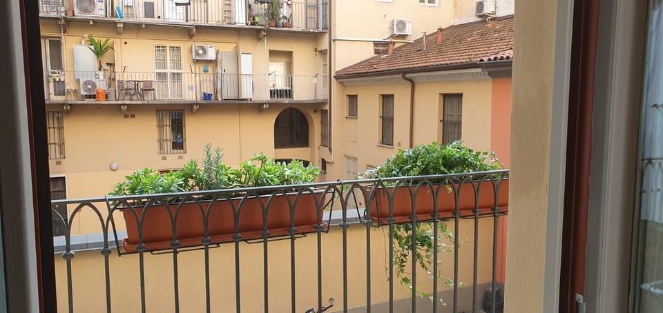 Property building, Balcony/Terrace