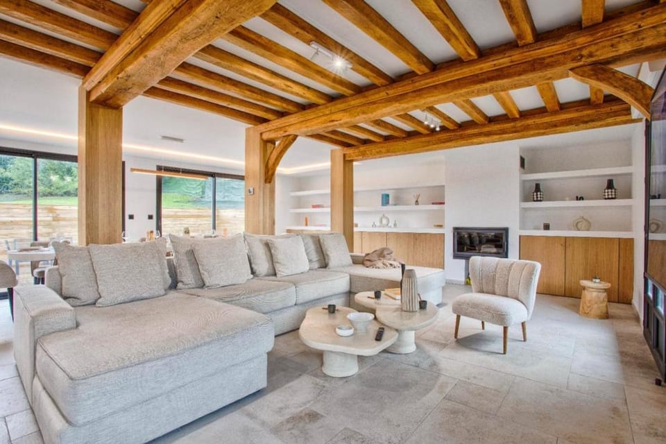 Luxurious 7-Bedroom Villa 10 Minutes from Deauville Villa in Normandy