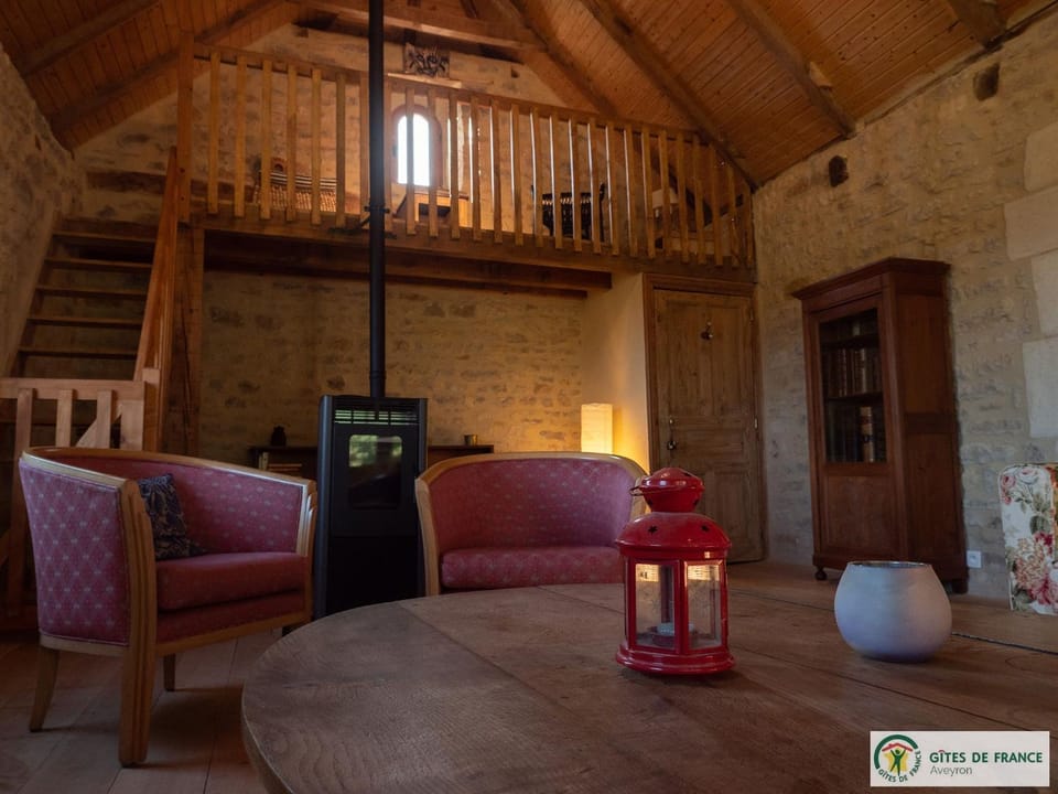 Gîte La maison de Galut House in Occitanie