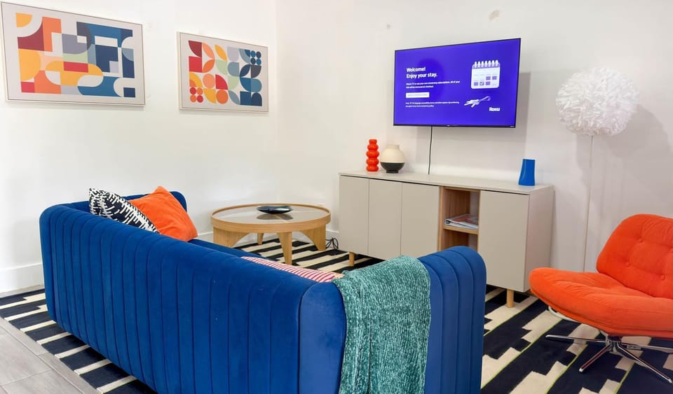 After Hours - Wilton Drive and Jacuzzi Apartment in Wilton Manors