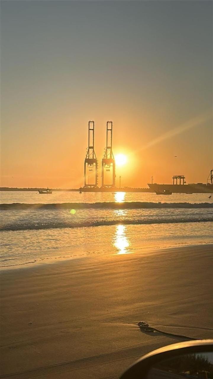 Nearby landmark, Day, Natural landscape, Beach, Sea view, Sunrise