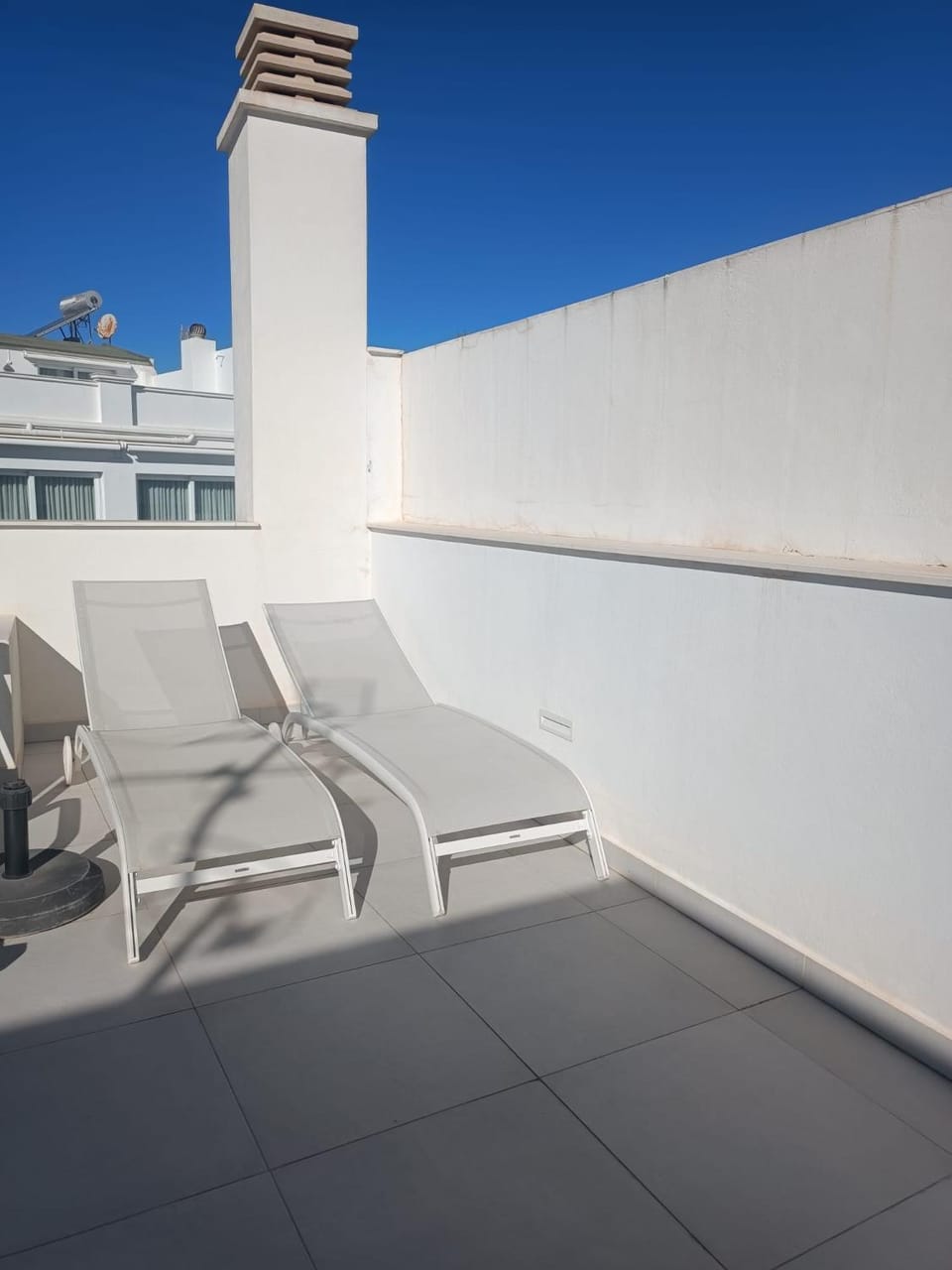 Balcony/Terrace, sunbed
