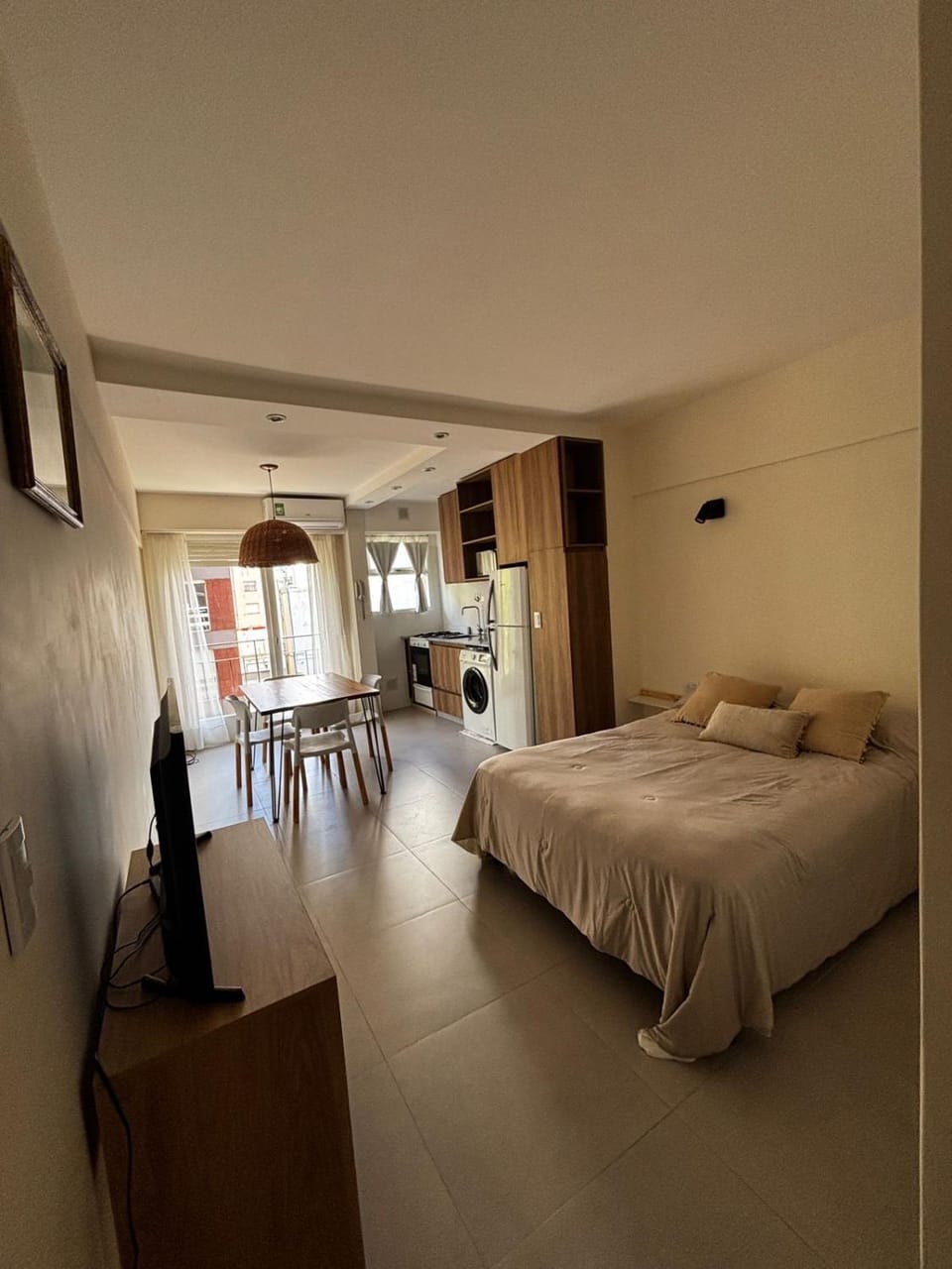 Bed, Photo of the whole room