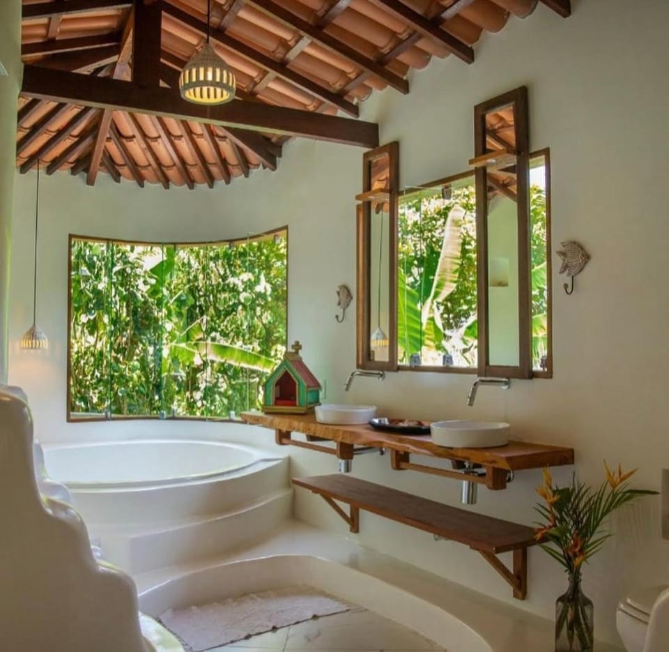 Hot Tub, Bath