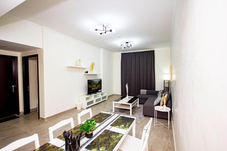Communal lounge/ TV room, TV and multimedia, Living room, Seating area, Dining area, Evening entertainment, fireplace