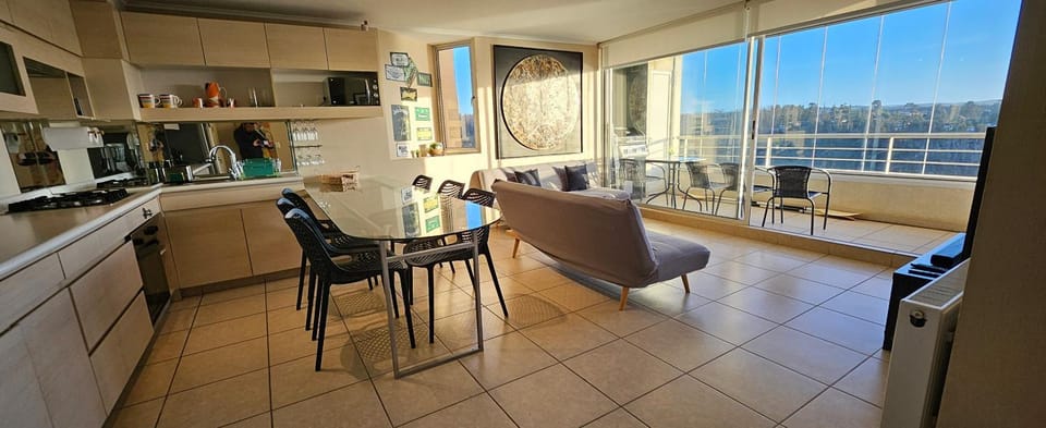 Balcony/Terrace, Kitchen or kitchenette, Seating area, Dining area