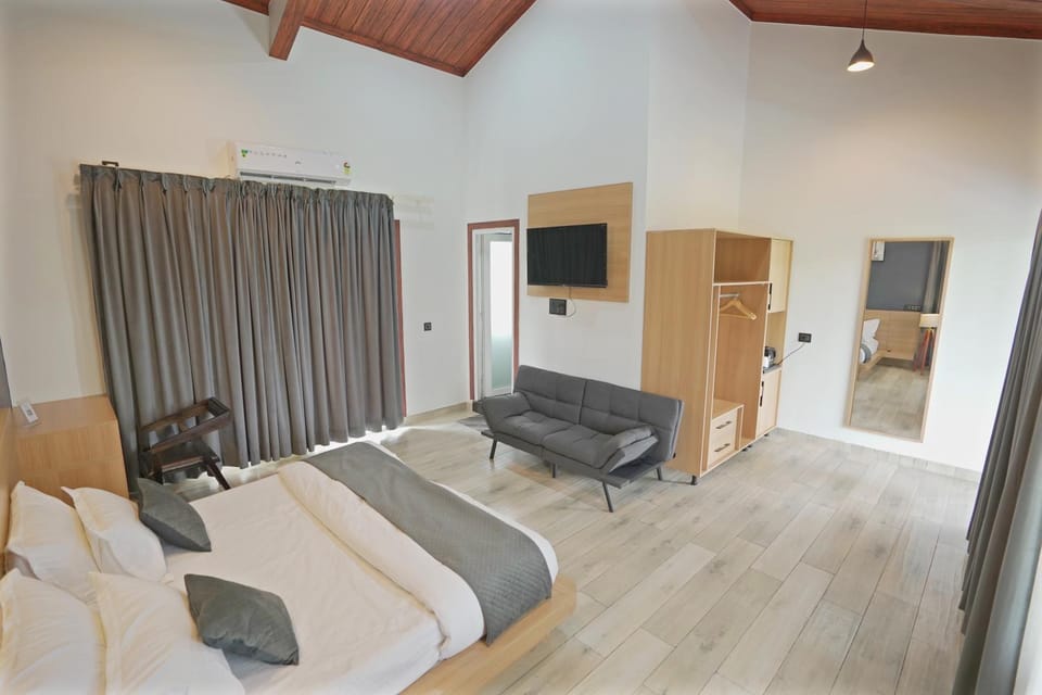 Mansimble Tea Estate Lodge & Camp Resort in Himachal Pradesh