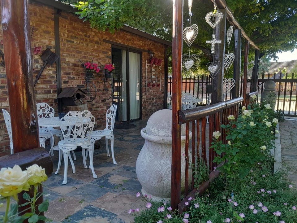 Pumba's B&B Bed and Breakfast in North West, South Africa