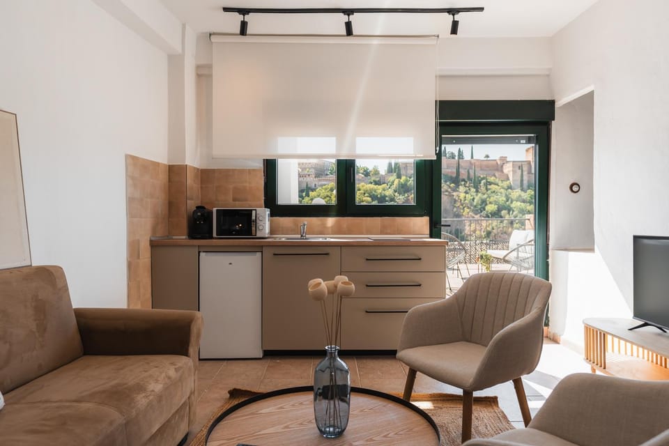 Carmen Guinea Alhambra Views Vacation rental in Granada