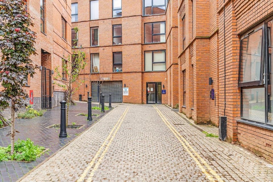 Property building, Neighbourhood, Street view