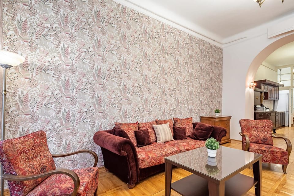 Central - Large - Cozy Apartment in Budapest